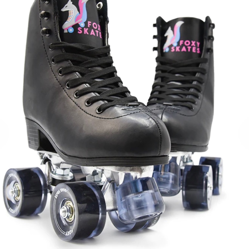 Foxy Skates - Picture 5 of 7